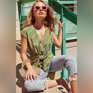 ASTR the Label Clark Striped Surplice Front Top in Emerald Stripe Size Small